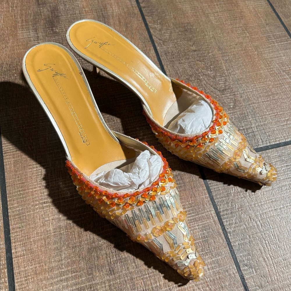 Vintage Y2K Embellished Yellow Beaded Pointed-Toe Mule Sz 7 1/2 - Picture 7 of 14